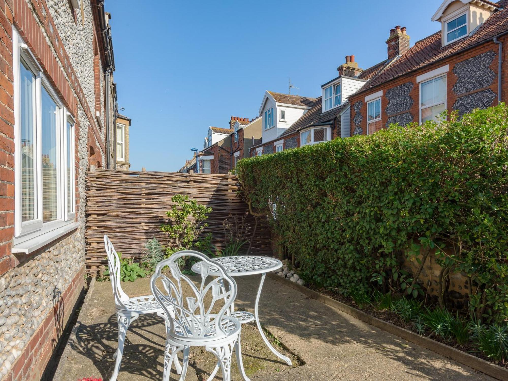 West End Cottage Sheringham Exterior foto